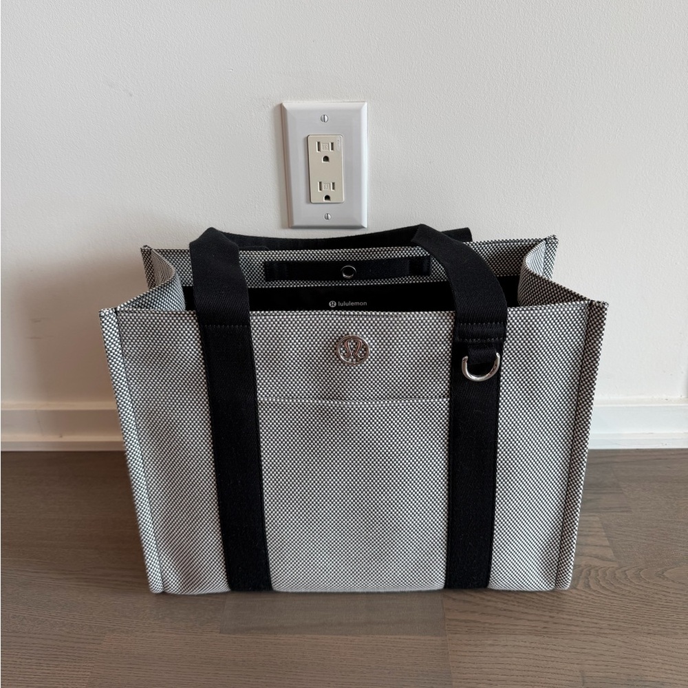 Two-Tone Canvas Tote Bag 10L